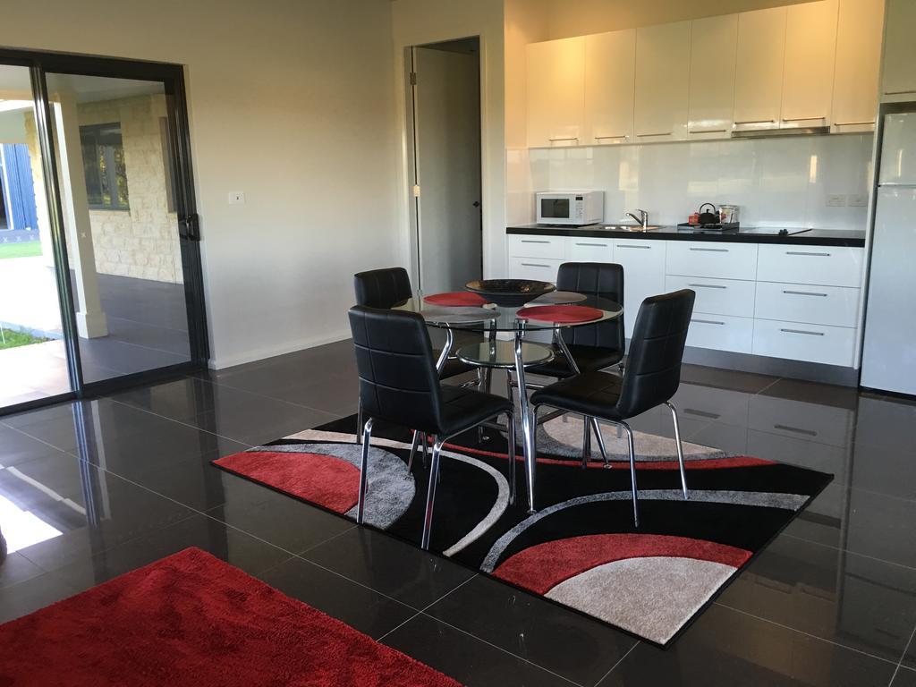 The Glen Appartement Raleigh Buitenkant foto
